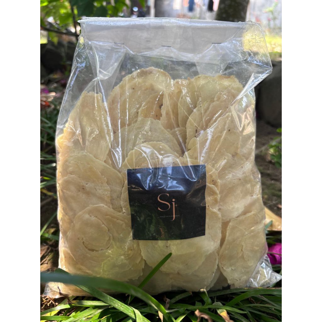 

[ 1 KG ] 4 Biji melinjo /EMPING MENTAH KHAS AMBAL KEBUMEN TERBUAT DARI BIJI MELINJO ASLI/EMPING TIPIS