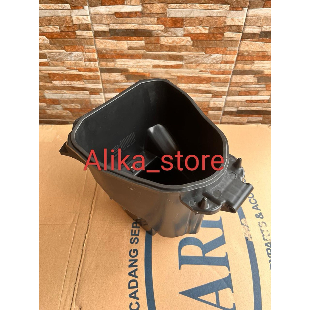box bagasi dudukan jok rumah aki motor Honda revo absolute karburator