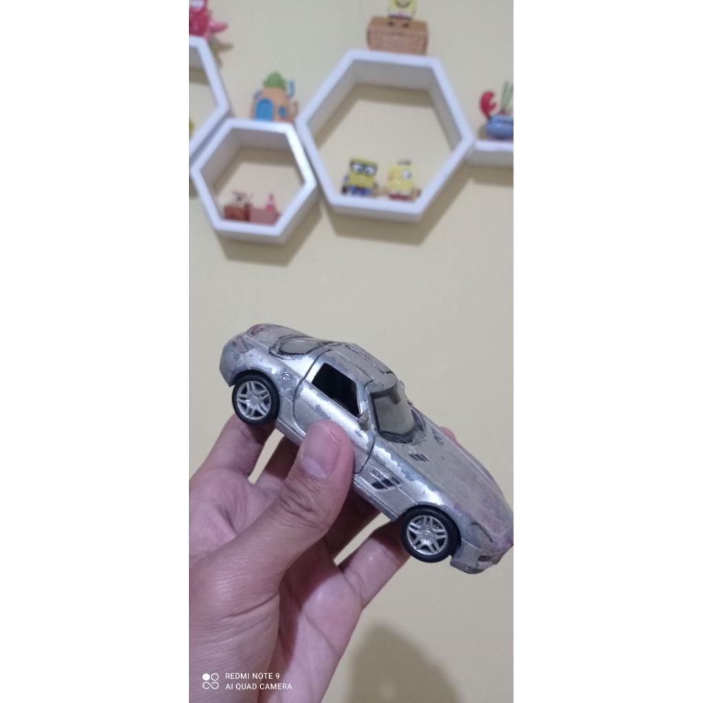 MOBIL RONGSOK - Diecast Scale 1/36 - MERCEDES-BENZ SLS AMG Original KINSMART (Preloved)