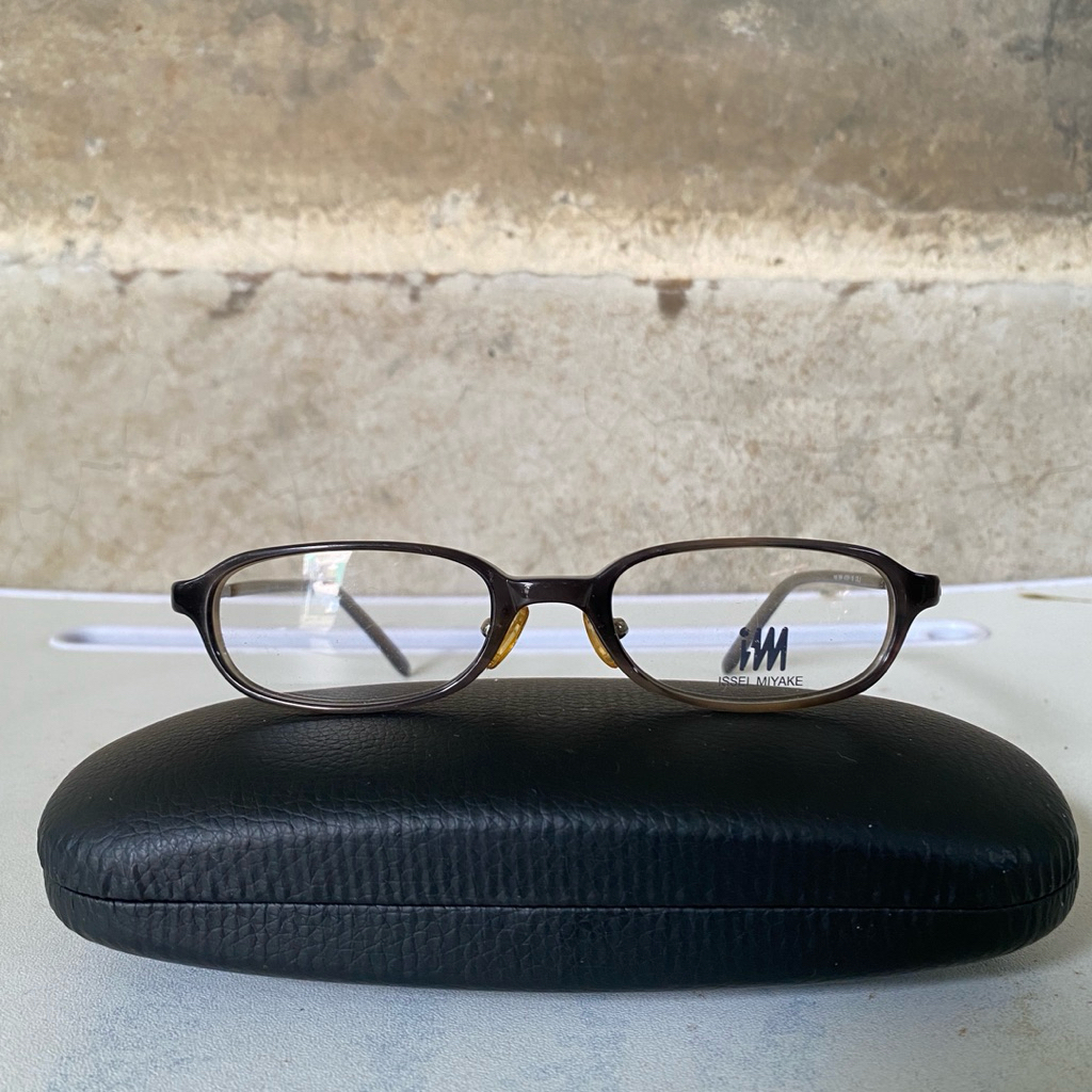 Issey Miyake – Frame Kacamata Branded Preloved Unisex