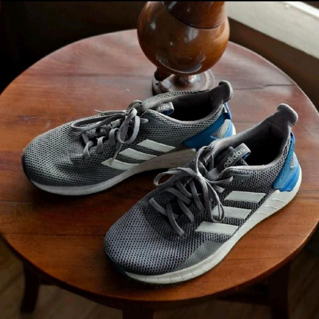 [PRELOVED] Adidas Questar Ride Cloudfoam sepatu lari running second bekas