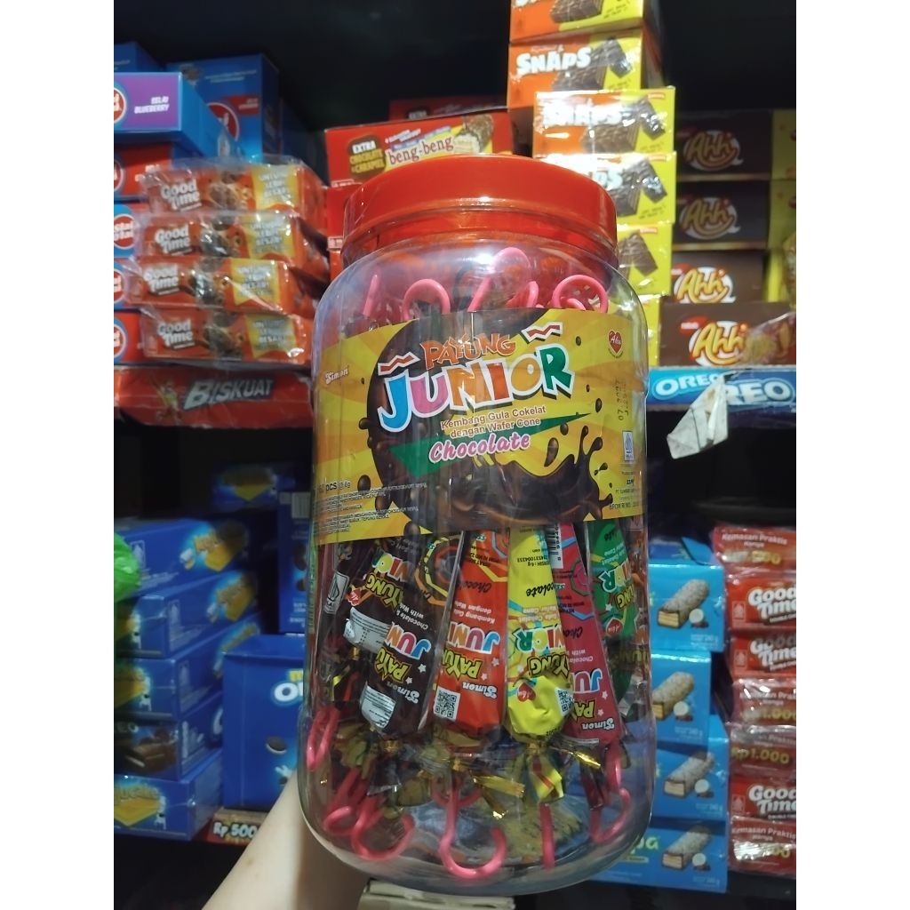 

Cokelat Payung Junior Kembang Gula Cokelat Dengan Wafer Cone (isi 60)