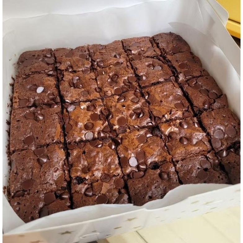 

Fudgy Brownies By JJ mom cakes