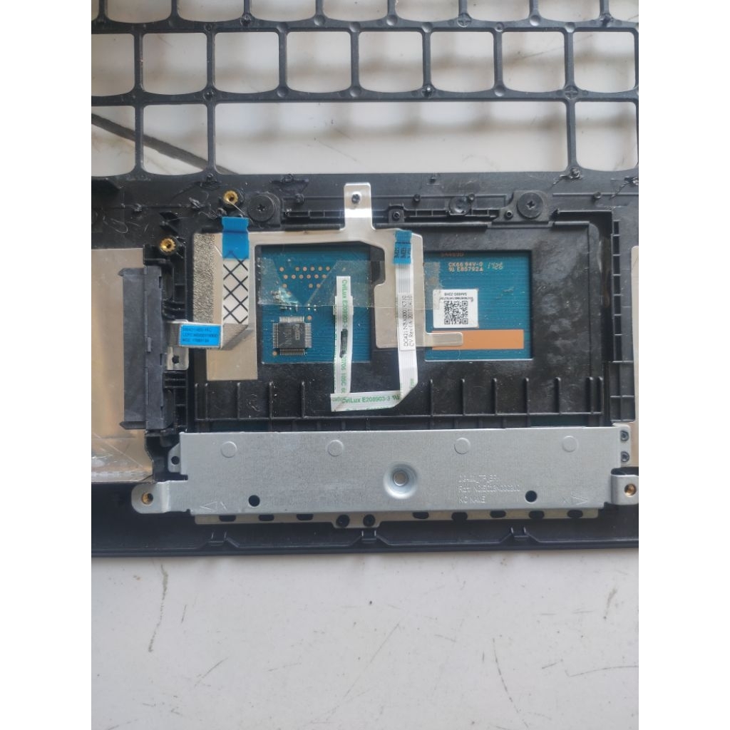 case, casing frame palmrest, touchpad, fleksi lenovo ideapad 320 original