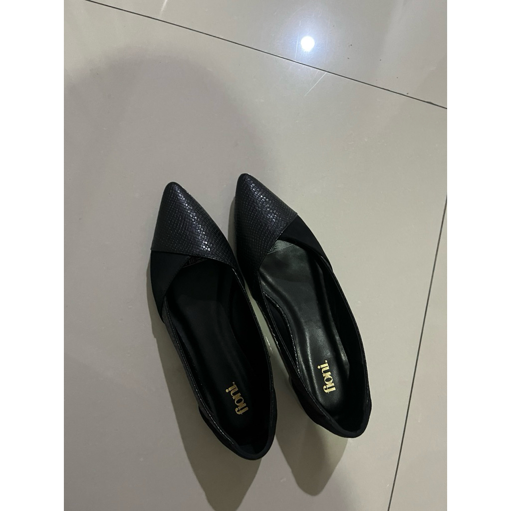 sepatu payless brand fioni