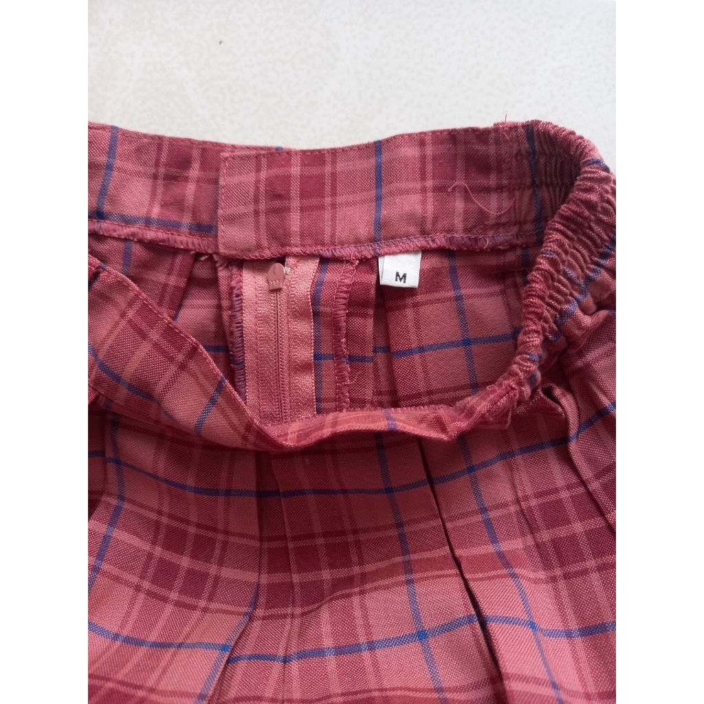 rok seragam SD penabur size M preloved