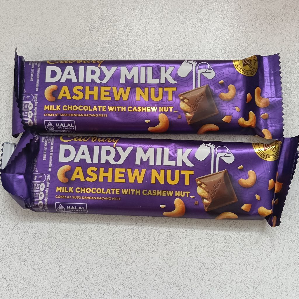 

Coklat Cadbury 57gr Milk Chocolate with Cashew nut