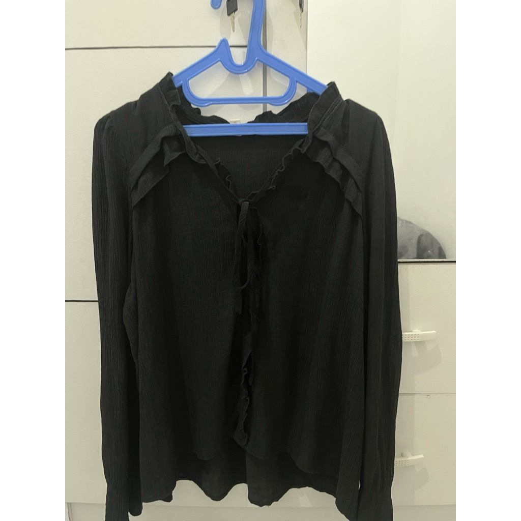 BLOUSE HITAM POLOS