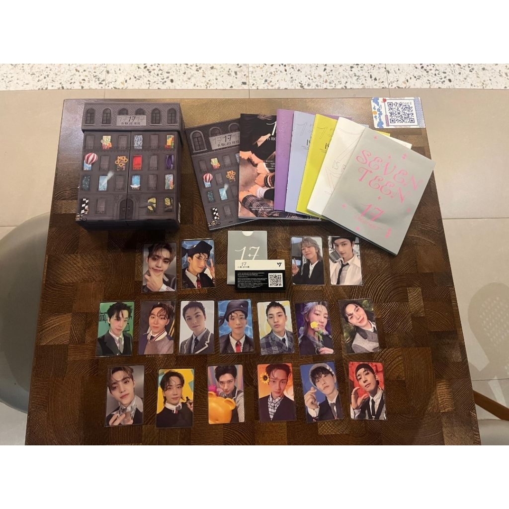 Seventeen Hear Set