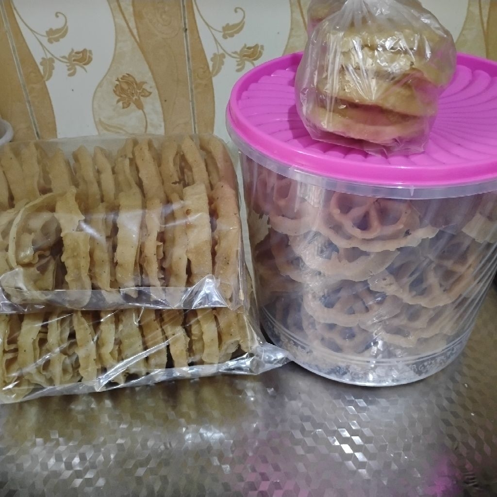 

kembang goyang pesanan ria