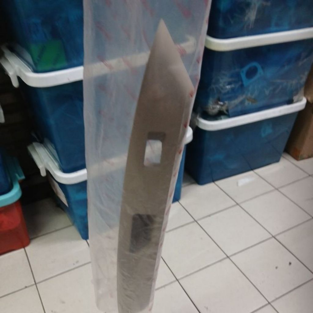 arm rest doort trim dpn kiri original daihatsu luxio