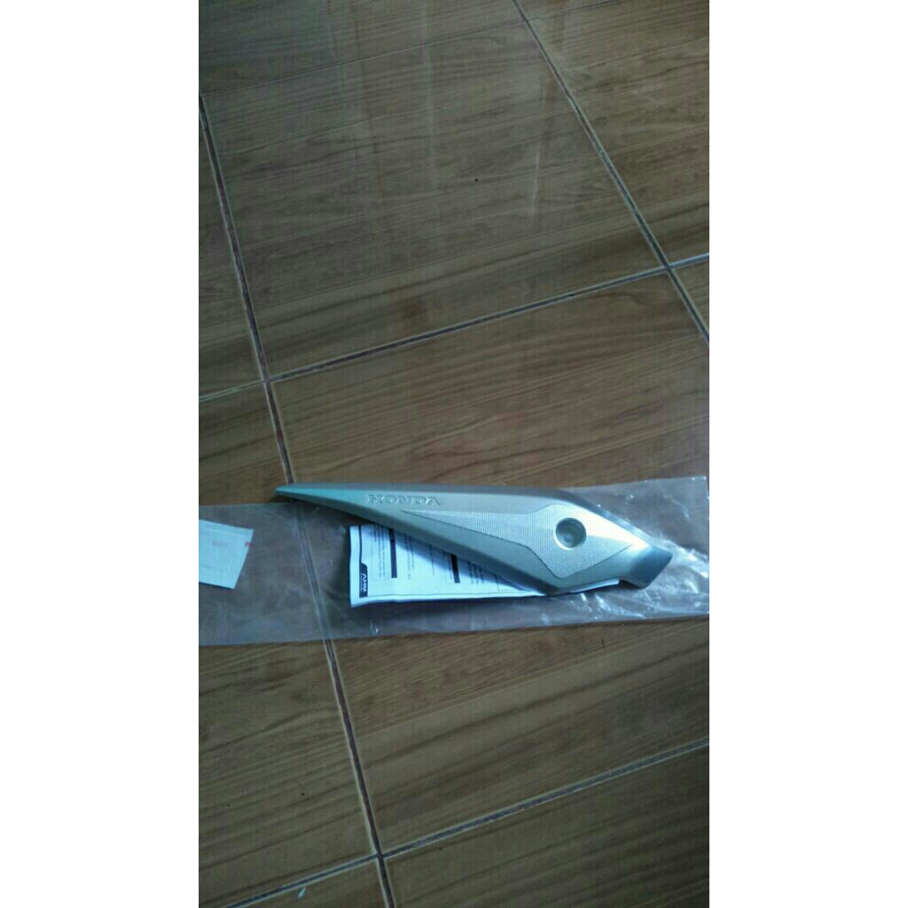 Garnish muffler  Honda Beat /Tameng knalpot Honda Beat K25G