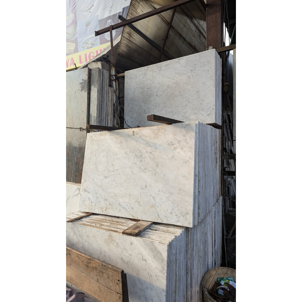 Marmer Carrara 40x60