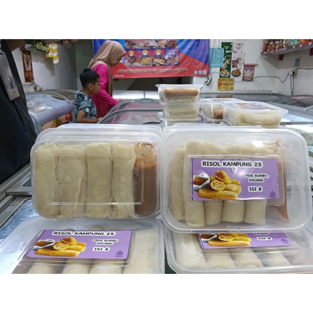 

RISOL KAMPUNG 25 FREE BUMBUNG KACANG / ISI 8