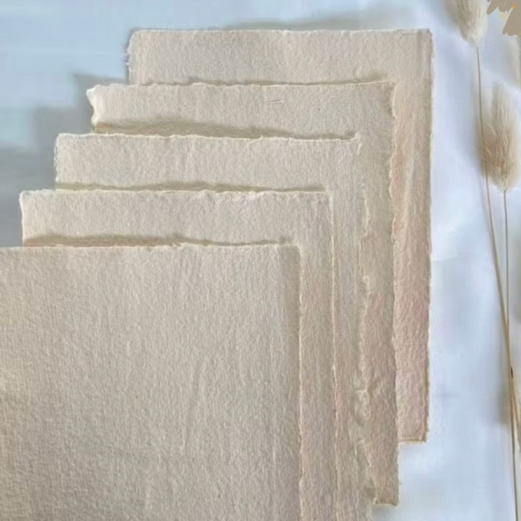 

Kertas Daur Ulang // Handmade // Ramah Lingkungan // Eco Friendly // Brown gsm 200-300