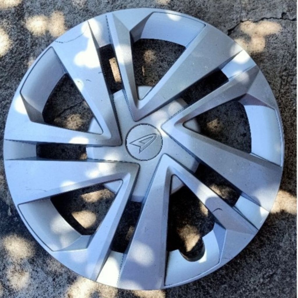 Tutup Velg Wildof Wildop Whell Dop XENIA NEW Ring 15 Pnp Untuk Velg Ring 15 Original Copotan ( Harga