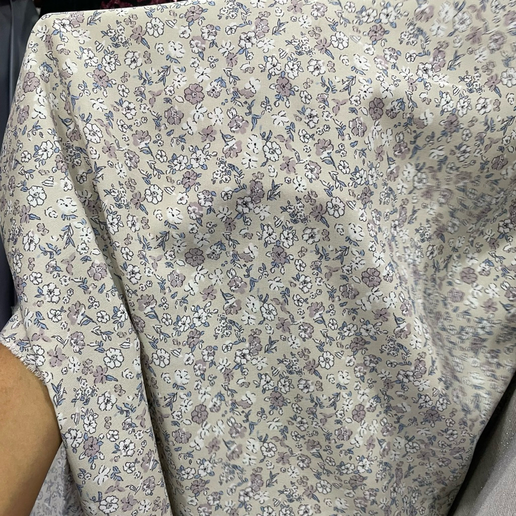 kain wolpeach motif bunga kecil premium - warna baby cream - kain soft wolfis premium bc