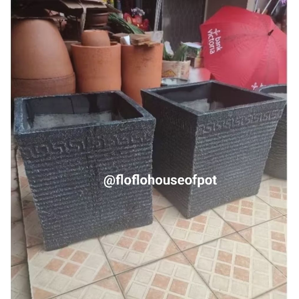 pot semen motif kotak 50*50