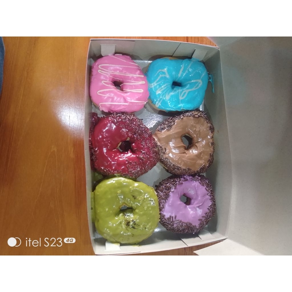 

donat giraf bakery oleh oleh hemat semarang