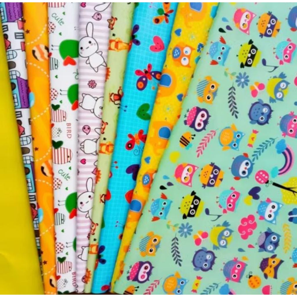 

KERTAS KADO MOTIF FANCY / KARTUN / BUNGA DLL (MOTIF RANDOM SESUAI KETERSEDIAAN)
