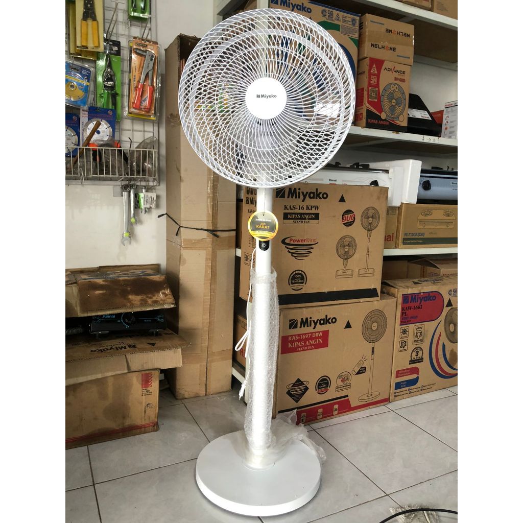 KIPAS ANGIN BERDIRI (STAND FAN) MIYAKO KAS-1697DRW / KAS 1697 DRW / KAS1697DRW LOW WATT POWER WIND S