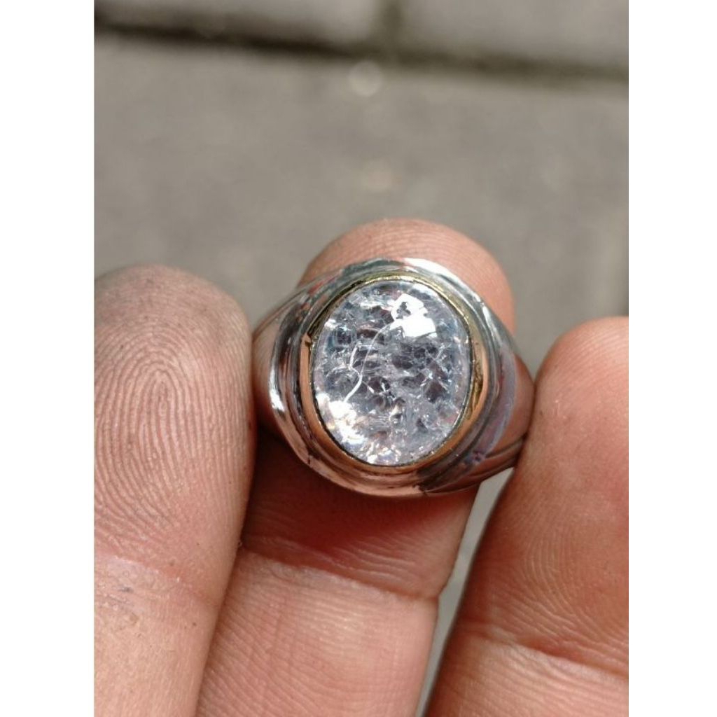 Cincin batu akik pecah seribu