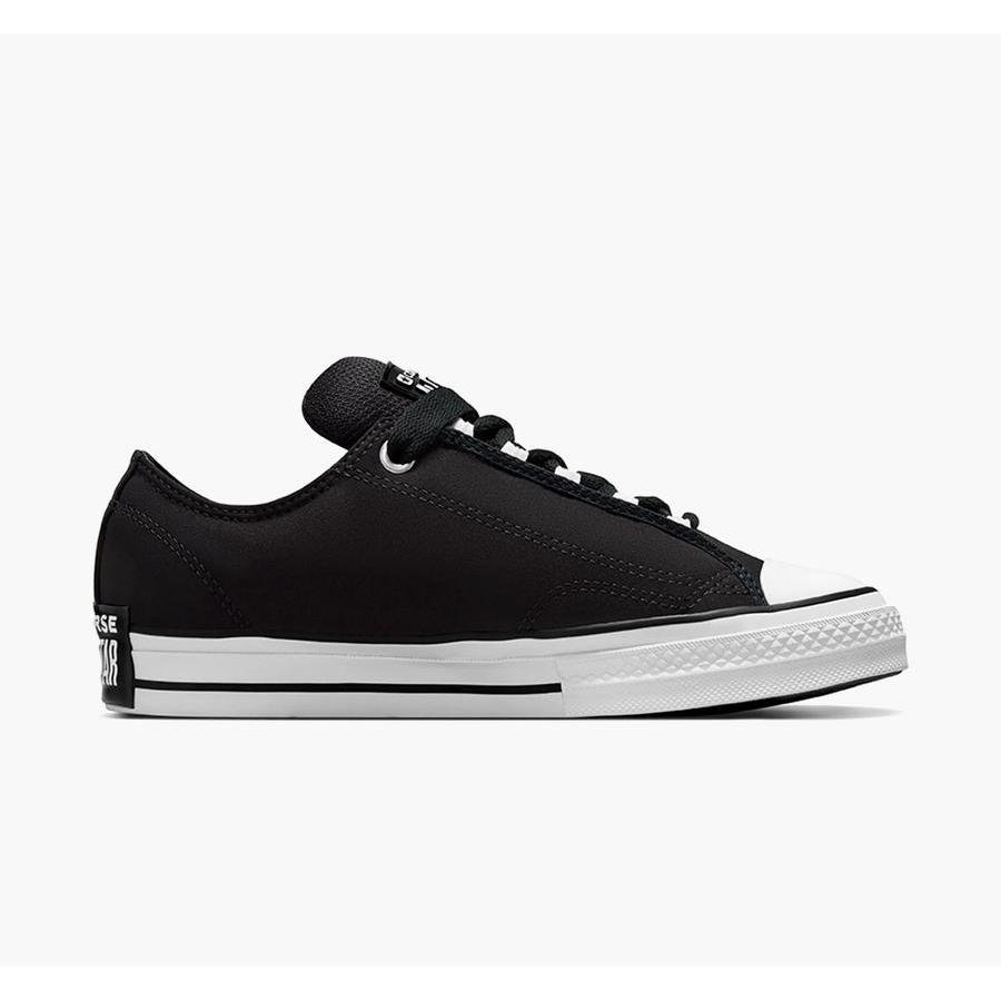 Sepatu Sneakers Pria Converse Chuck Taylor All Star Puff Black White Black Original A14723C