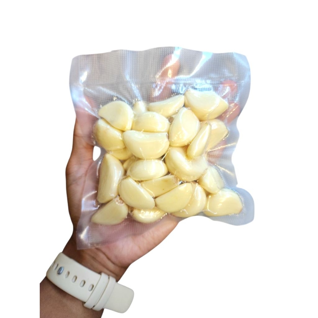 

500Gr Bawang Putih Kupas Segar Termurah Packing Pakai Plastik Vaccum
