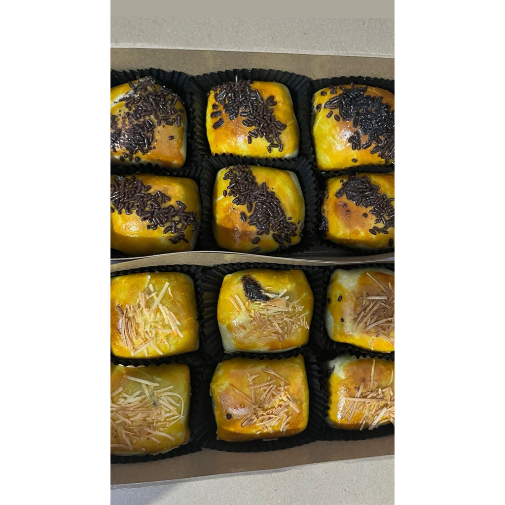 

BOLEN PISANG COKLAT KEJU LUMER