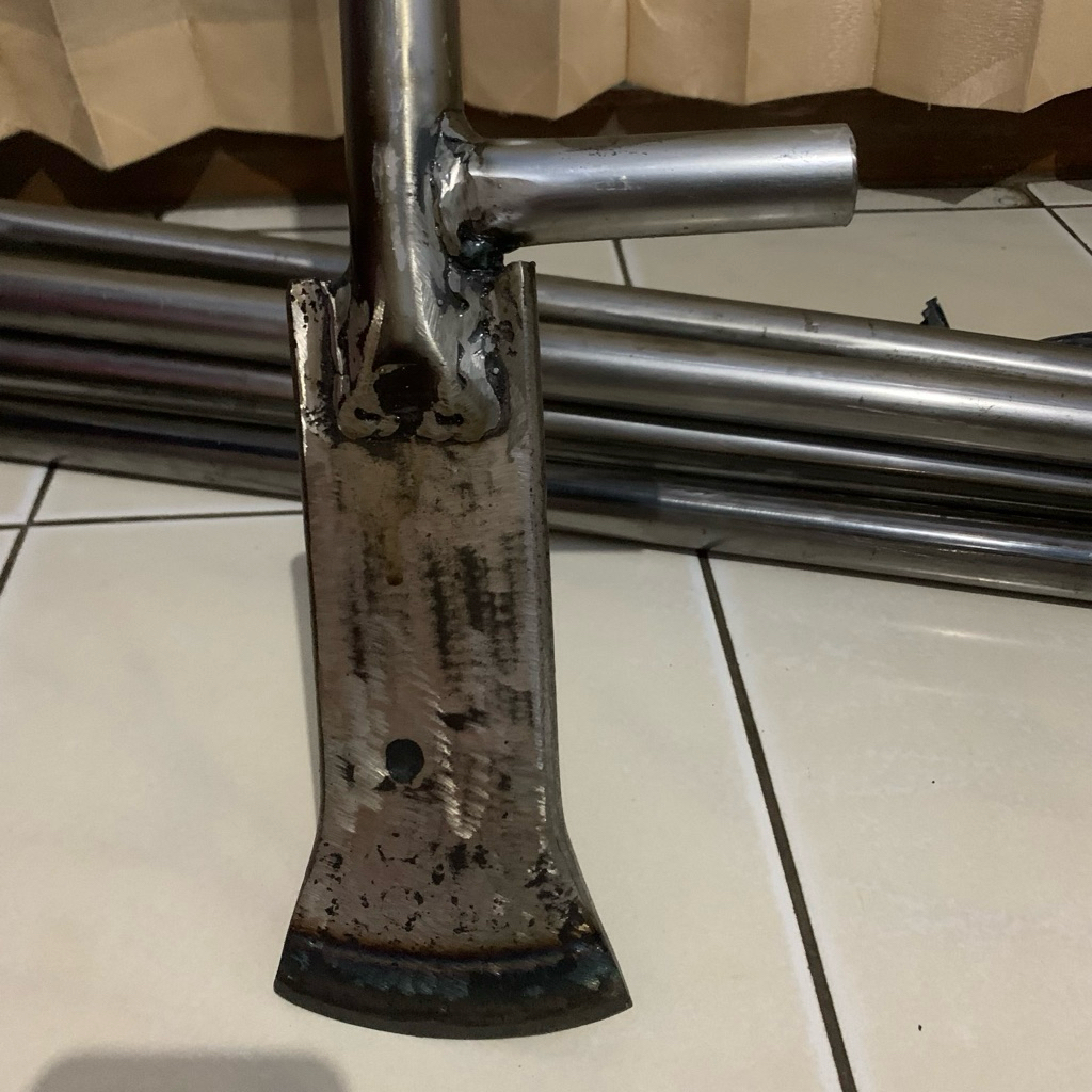 Berkahbaroka28 Dodos Tanah Besi Per Truck Asli- Dodos -Dodos Tanah