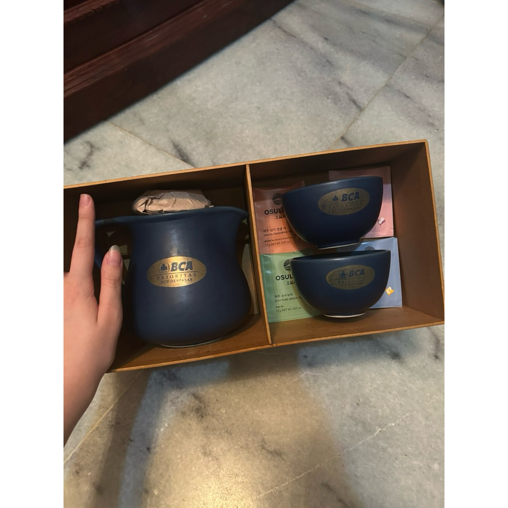 BCA Prioritas tea ceremonial OSULLOC korea set cangkir teh mug cup gift set hadiah merchandise souve