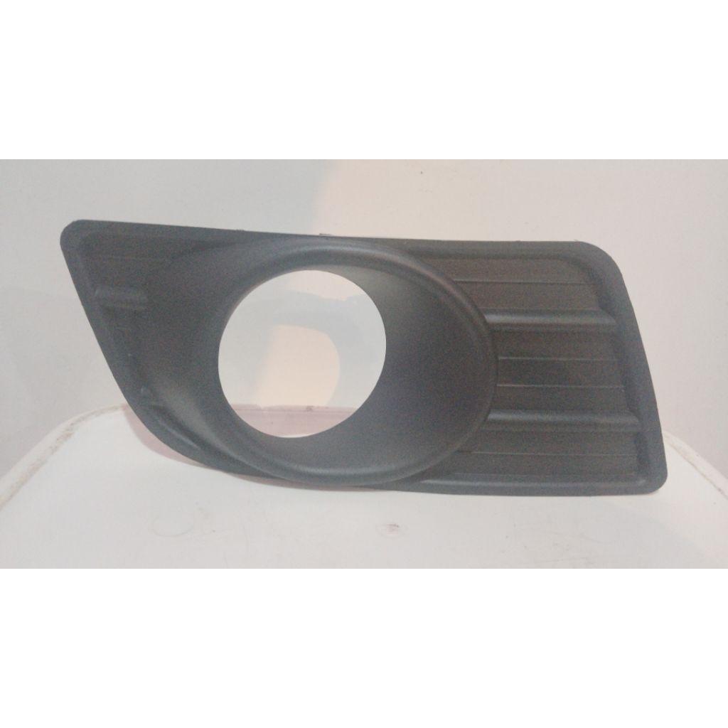 Cover Foglamp ori Suzuki Swift GT kanan