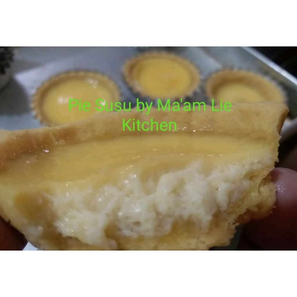

Pie susu / tart susu khas kalimantan