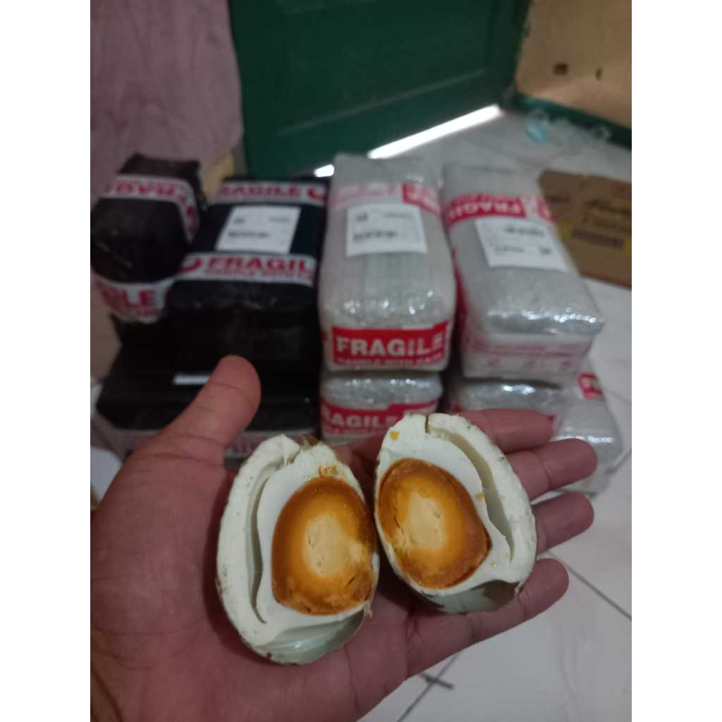 

Telor Asin Bebek Grade A Original 10 Butir Besar