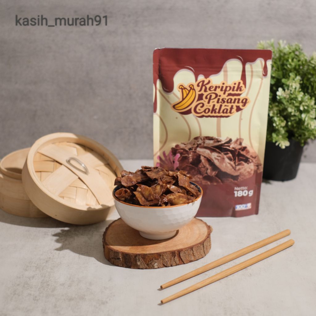 

keripik pisang coklat lumer/banana chips aneka rasa 180g HALAL