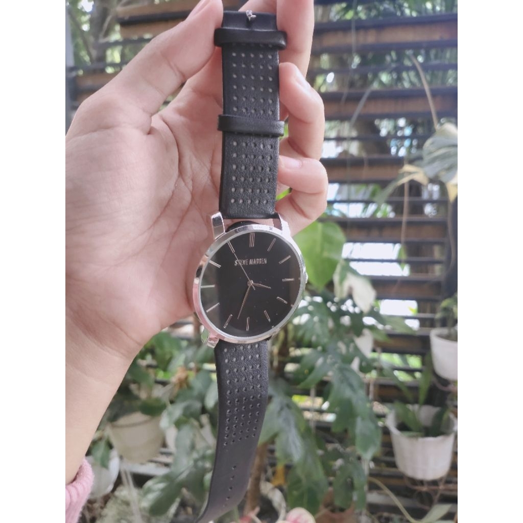 Preloved Original Steve Madden Men's Round Dial & Black Leather WatchNes Jewelry Inc.