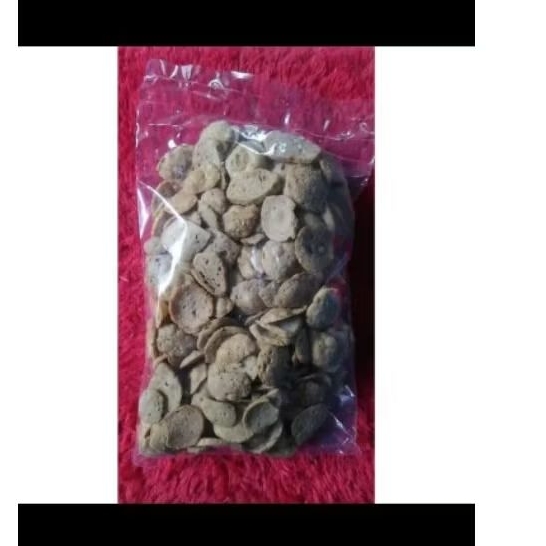 

Kripik bakso ikan tuna hitam pedas daun jeruk kemasan100gr