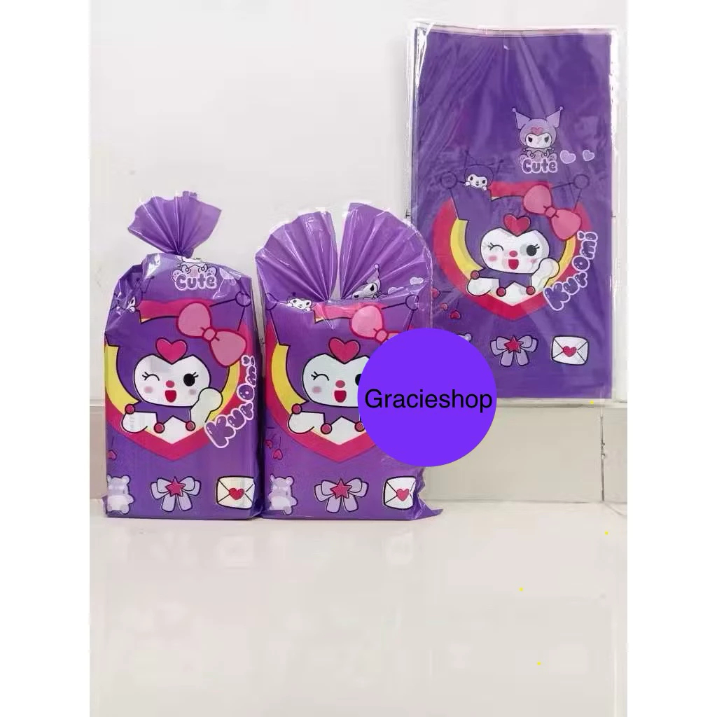

Plastik Ulang Tahun Kuromi 22x40cm isi 10 Pcs / Tas Ulang Tahun / Tas Souvenir / Plastik Snacki