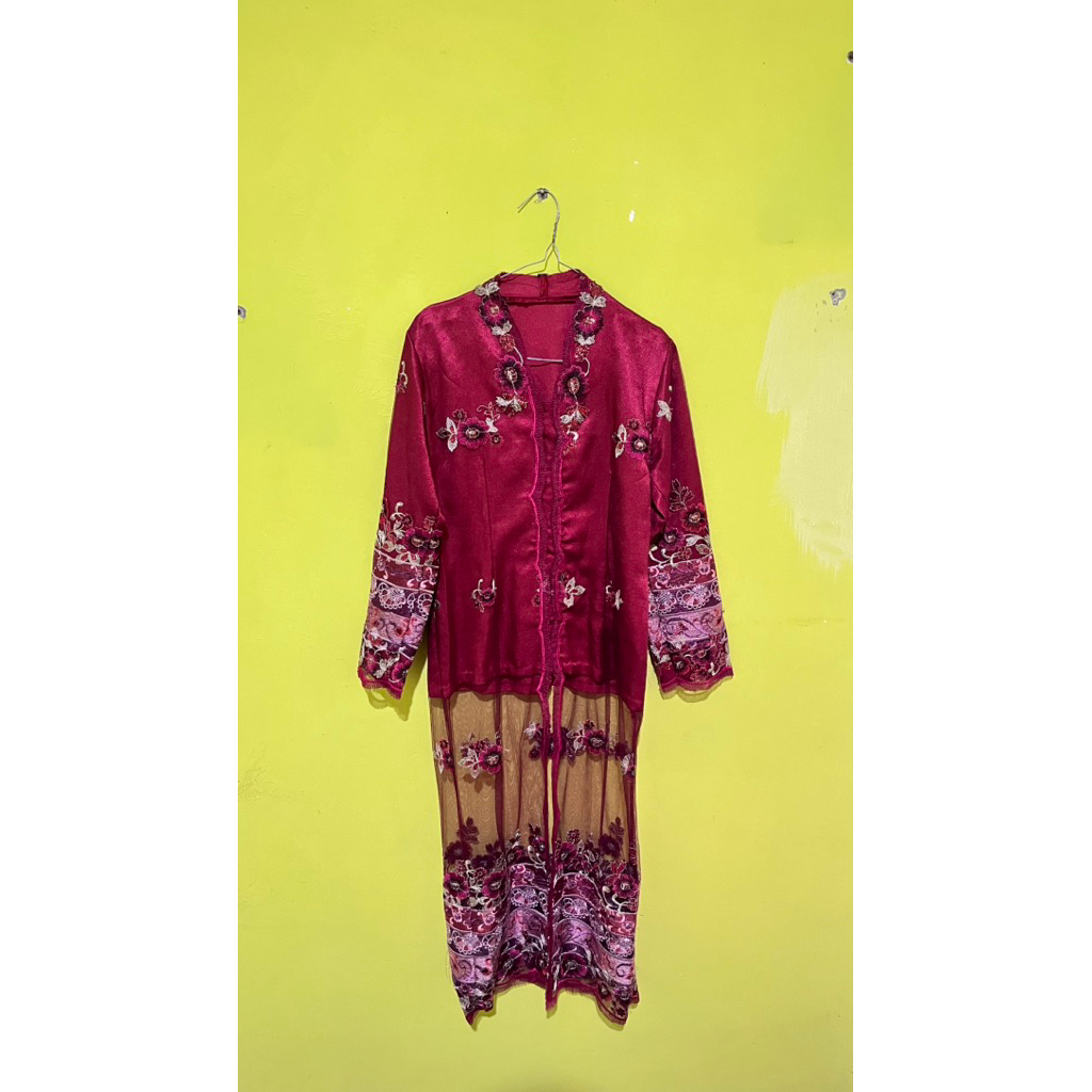 kebaya preloved warna merah