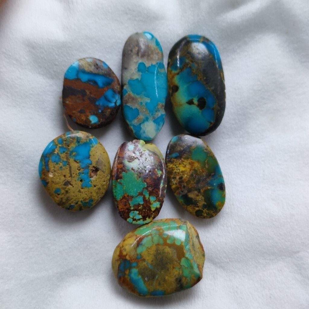 NATURAL BATU PIRUS PERSIA,PIRUS URAT EMAS, PIRUS IRAN