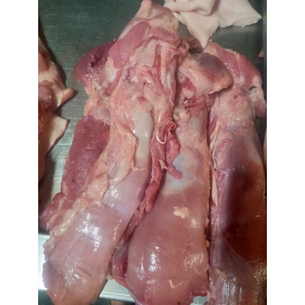 

lulur dalam tenderloin babi 1kg