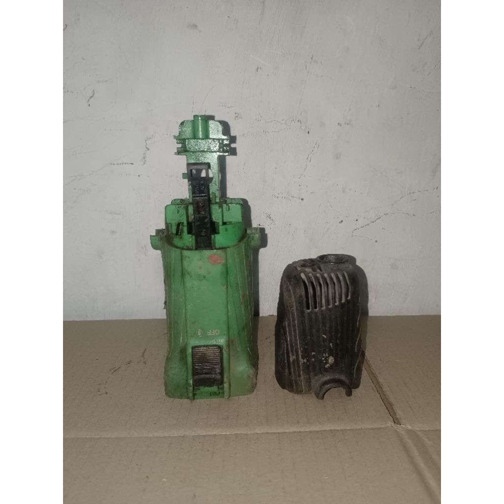 COVER BODY BOX MESIN GERINDA HITACHI G10SS ORIGINAL BEKAS PAKAI