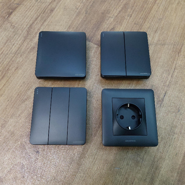 ARCHITECH SAKLAR LAMPU ARCHITECH HITAM / SAKLAR STOPKONTAK HITAM