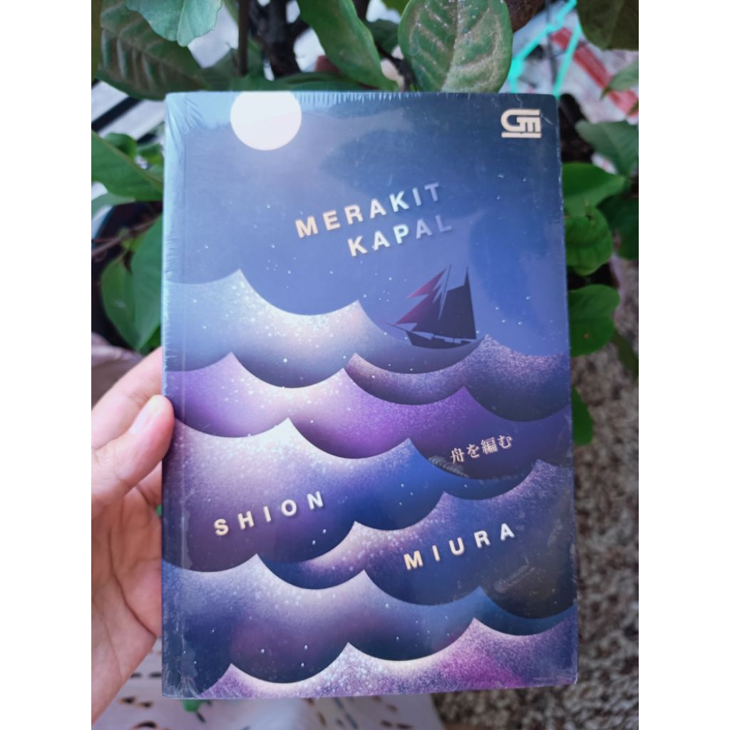 Novel Merakit Kapal Shion Miura Original