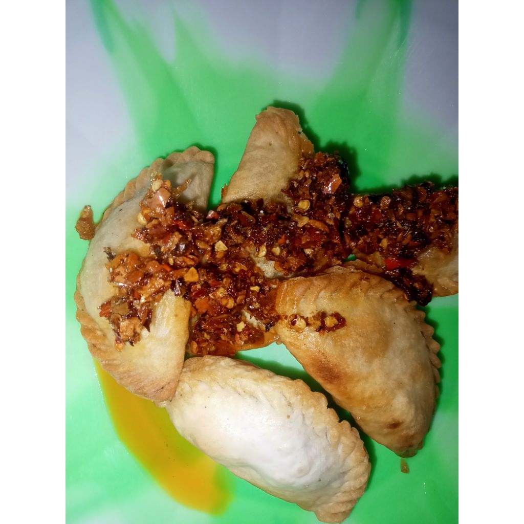 

Cireng isi Cocol Sambel Chili Oil