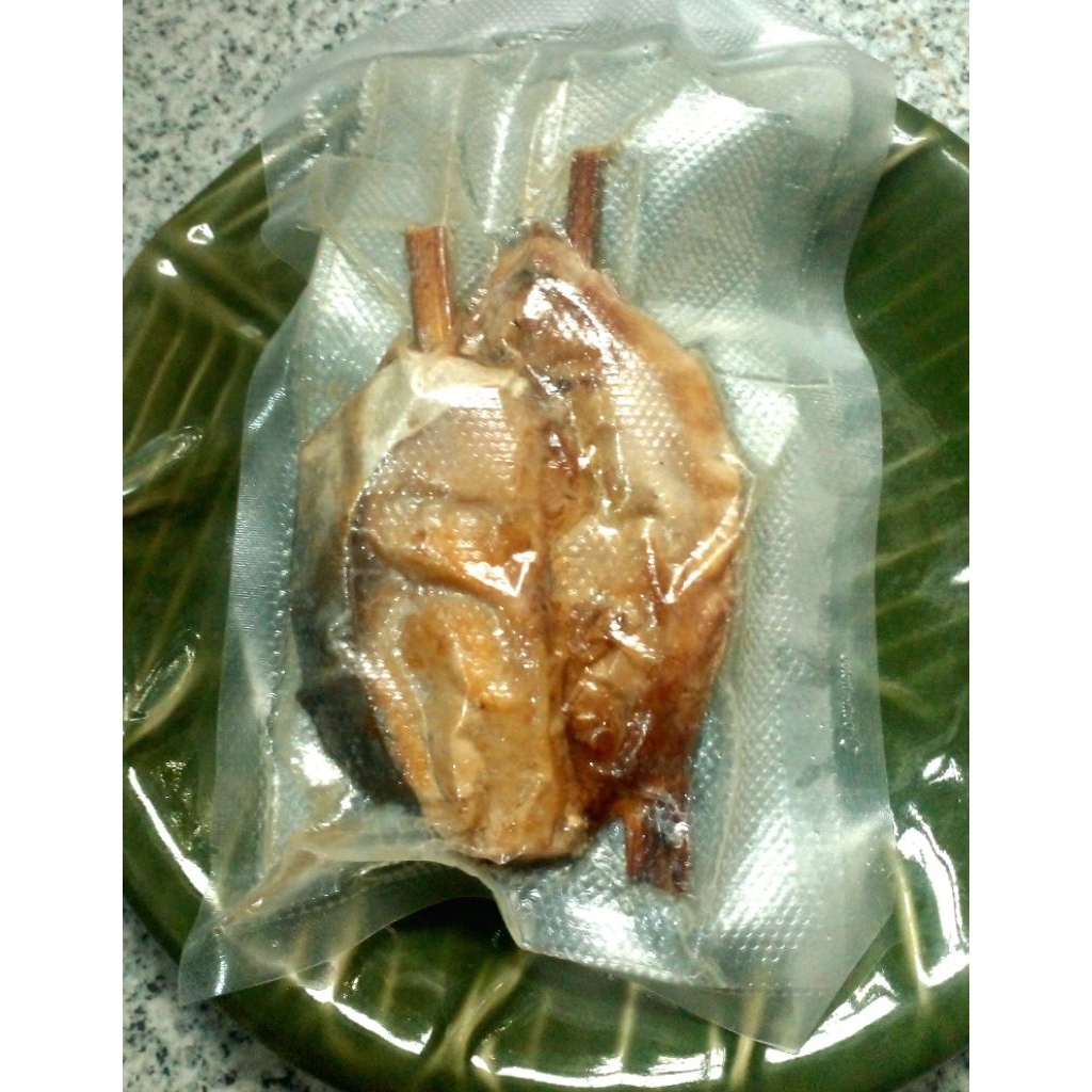 

IWAKE SHOP: Ikan Manyun Panggang Asap dan Bumbu Masak Machmudah "BMM