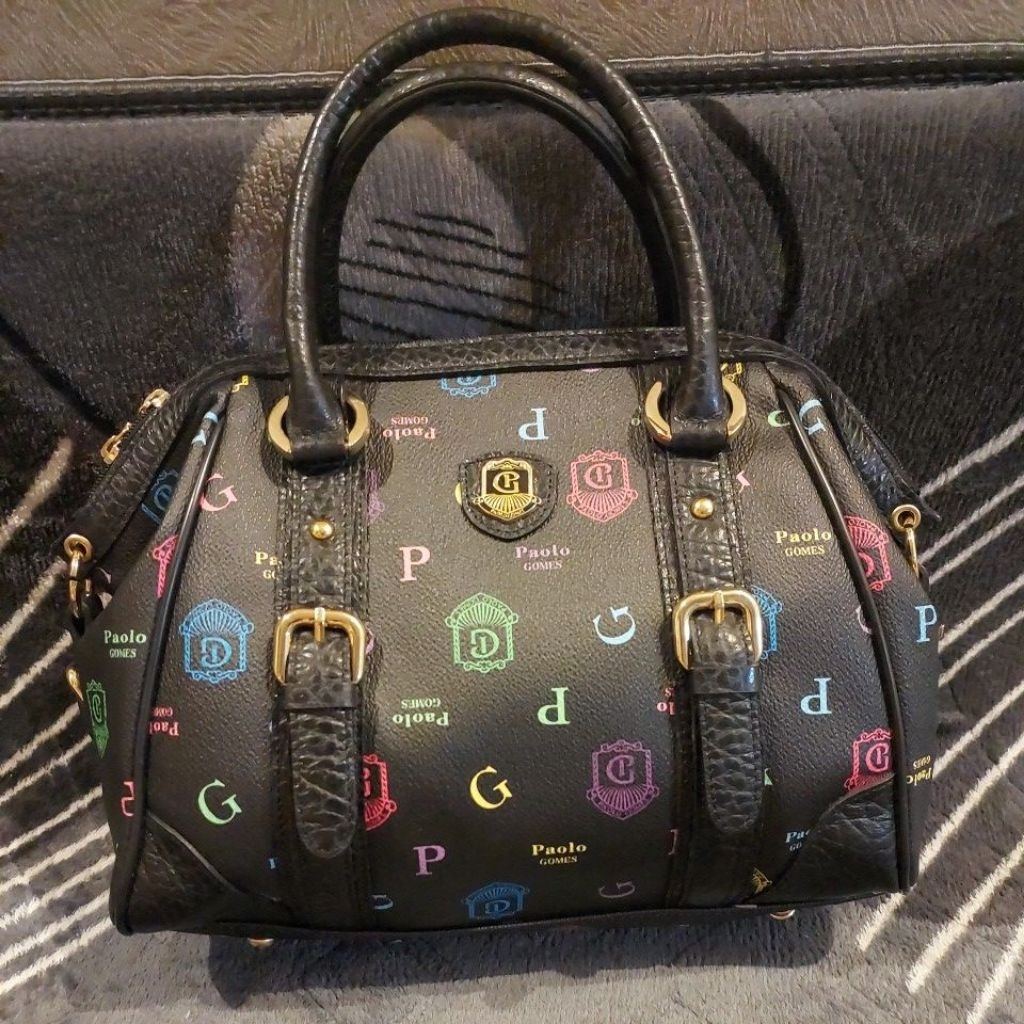 PAOLO GOMES HAND BAG