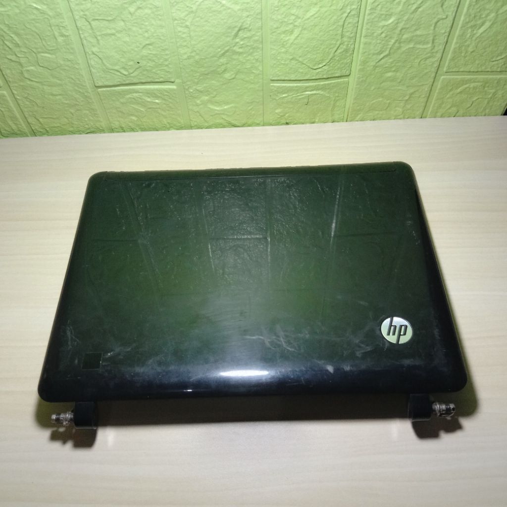 Kesing Case Casing frame Lcd Cover LCD Laptop HP Pavilion DV2 1000 DV2-1010AU DV2-1210AX DV2-1123AX