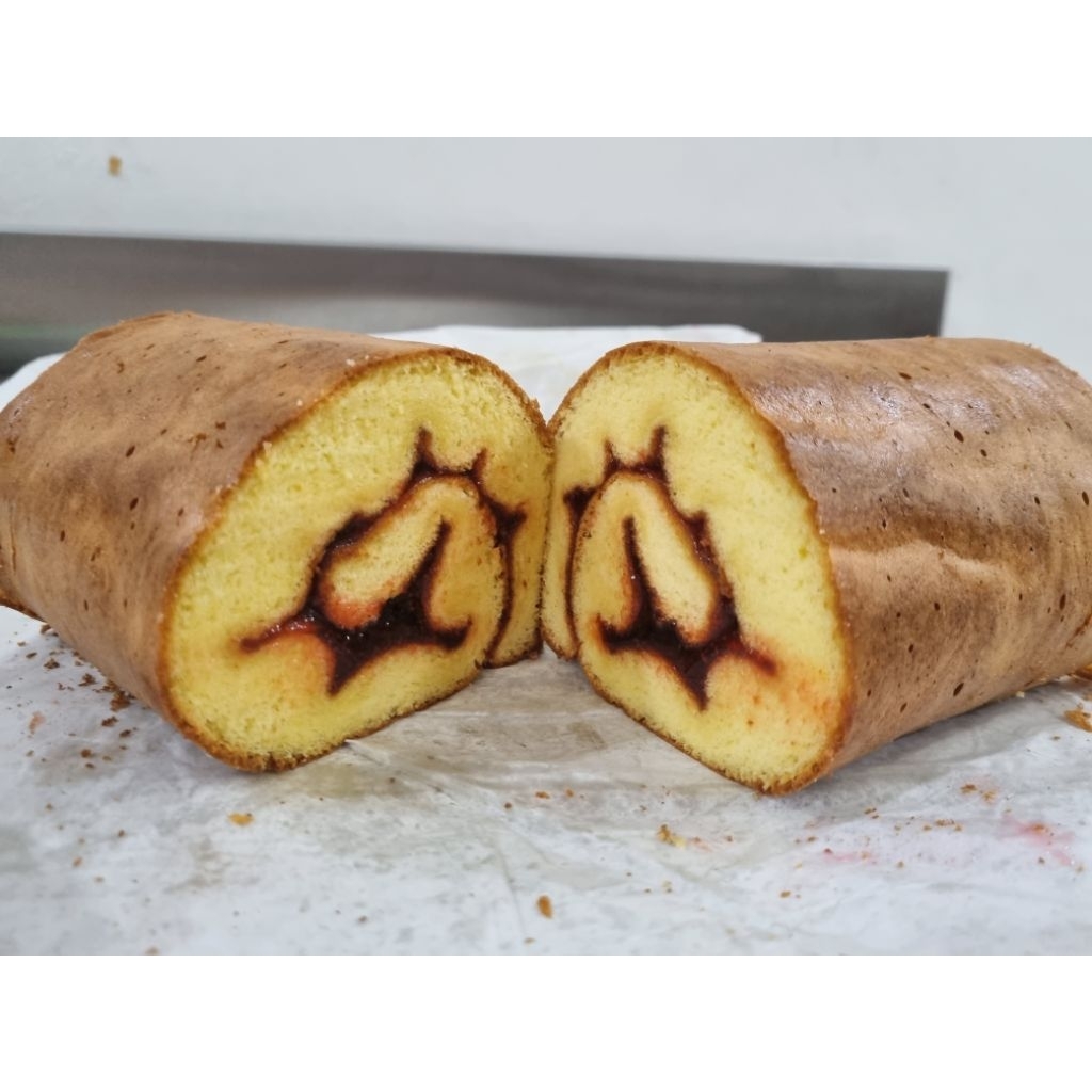 

Bolu gulung strawberry, coklat,nanas