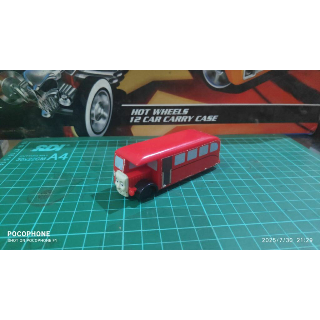 Britt Alcroft Bandai 1995 (Thomas) Limited - Bertie